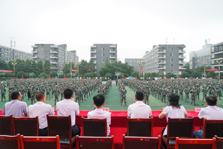 成都机电工程学校,操行歌展示